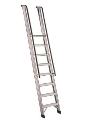 ESCALERA METALICA CON BARANDILLA