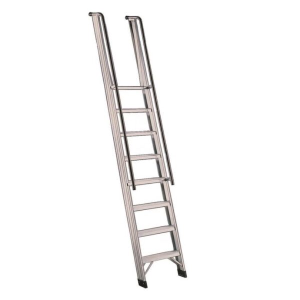 ESCALERA METALICA CON BARANDILLA